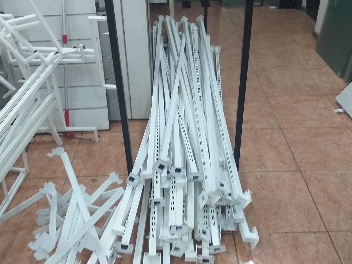 Mobiliário Expositor · Material Informático — imagem 22