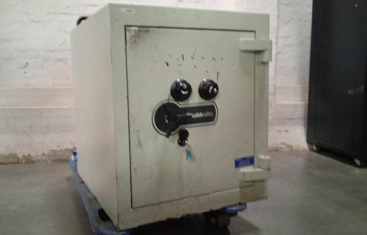 Caja fuerte · — imagen 1