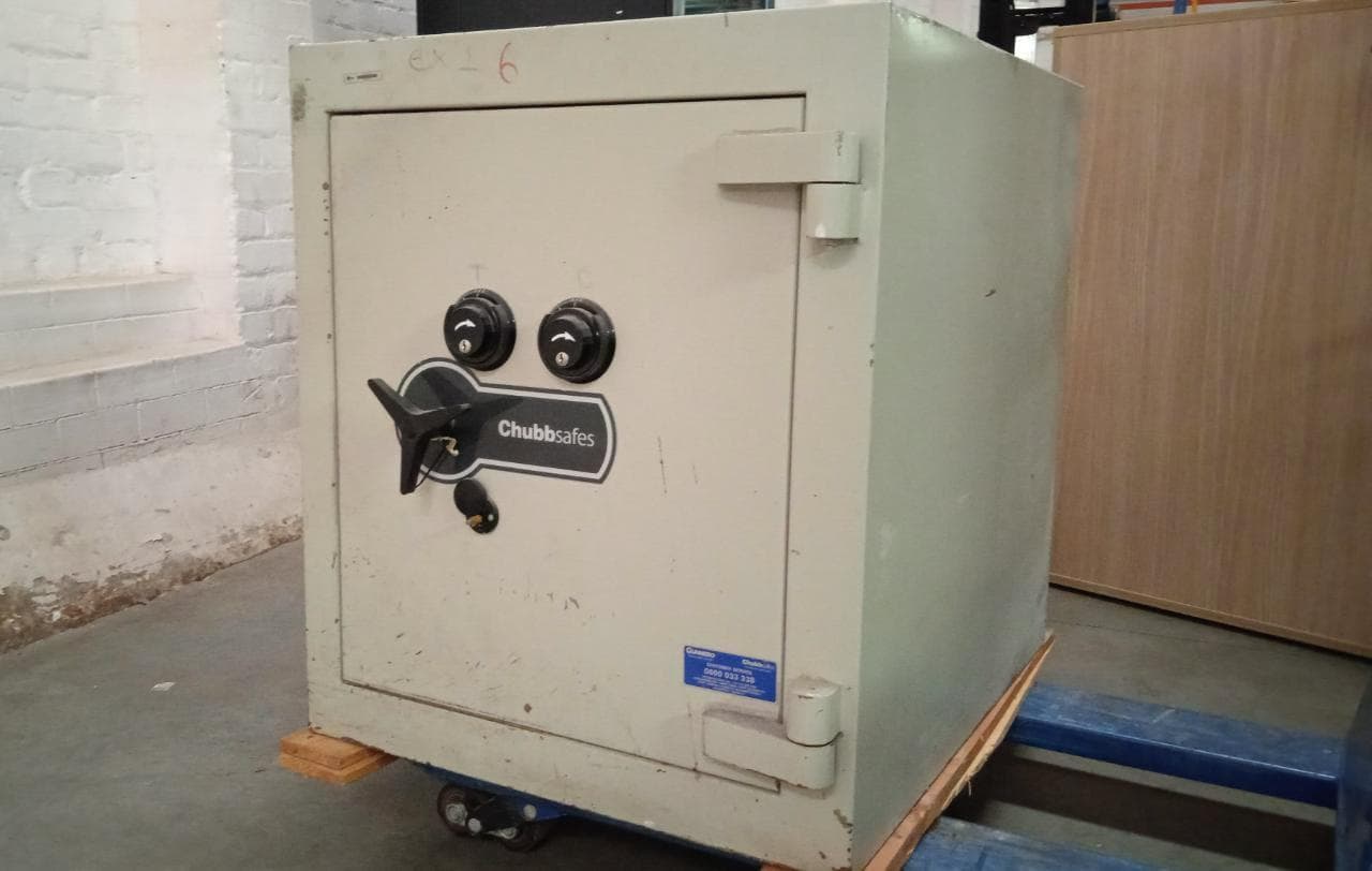 Caja fuerte · — imagen 1