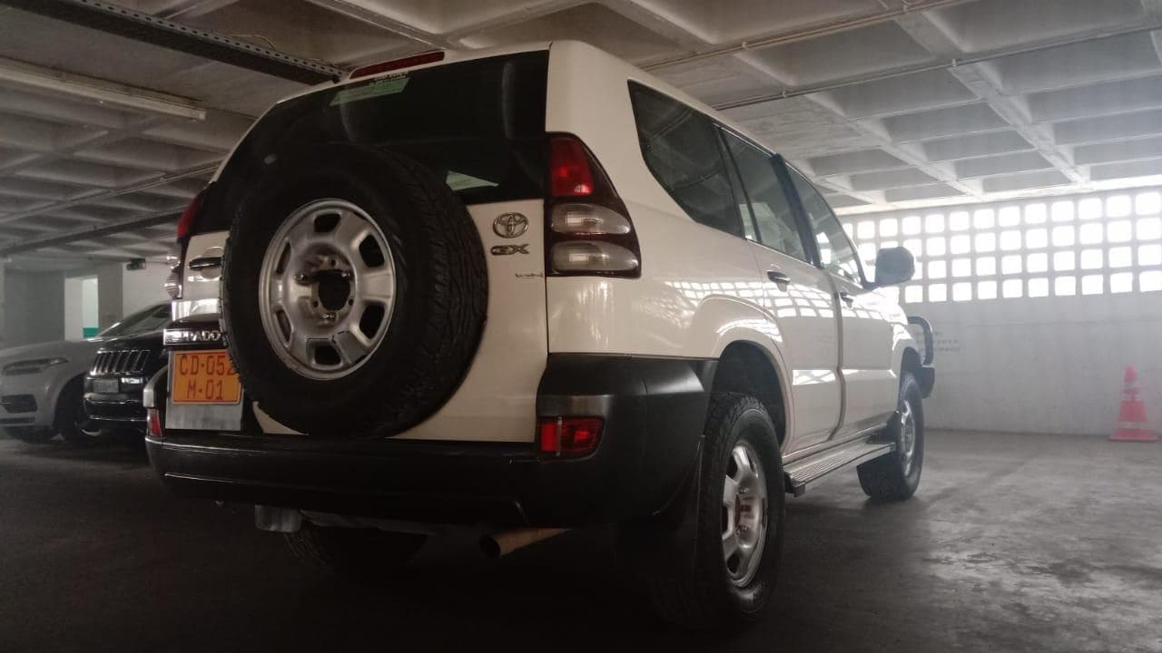Toyota Land cruiser Prado · — imagen 4