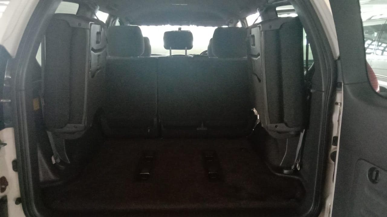 Toyota Land cruiser Prado · — imagen 10