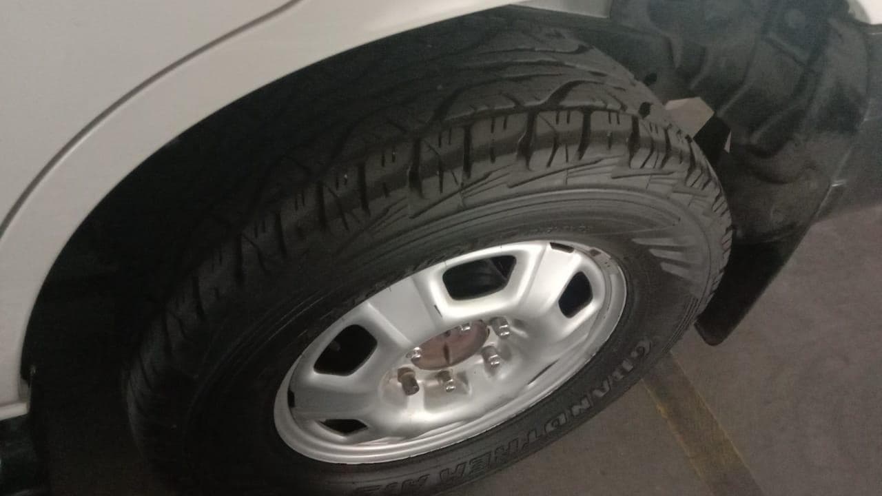 Toyota Land cruiser Prado · — imagen 14