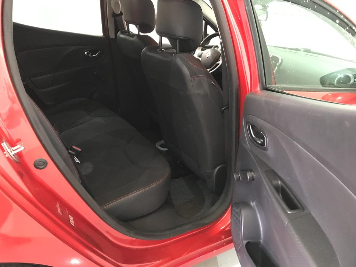 Renault Clio 1.5DCI · Ano 2014 — imagen 14