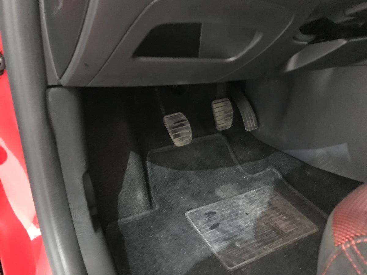Renault Clio 1.5DCI · Ano 2014 — imagen 29