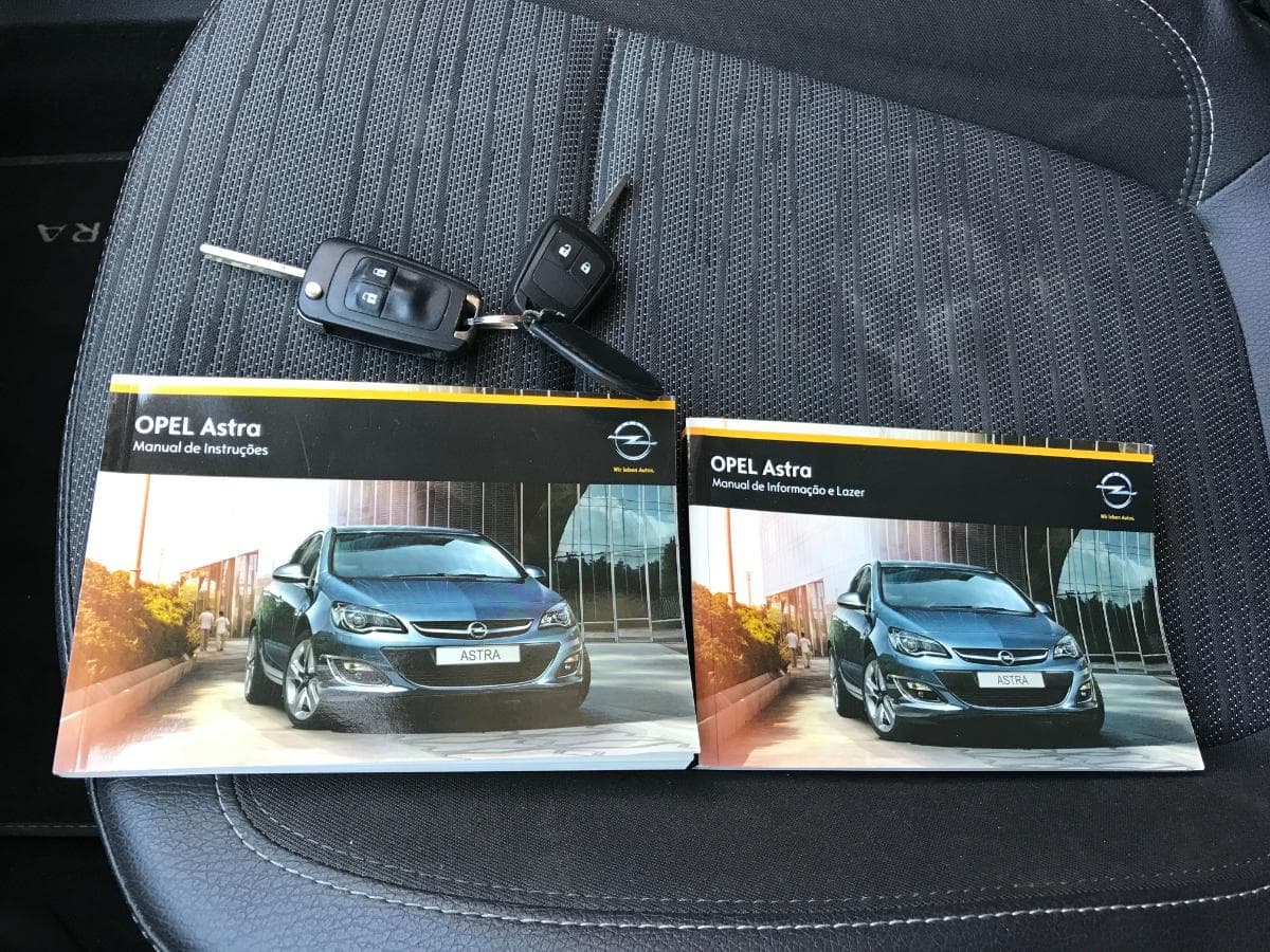 Opel Astra 1.3CDTI · Ano 2014 — imagen 40
