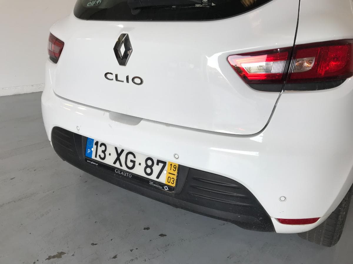Renault Clio 1.DCI · Ano 2019 — imagem 7