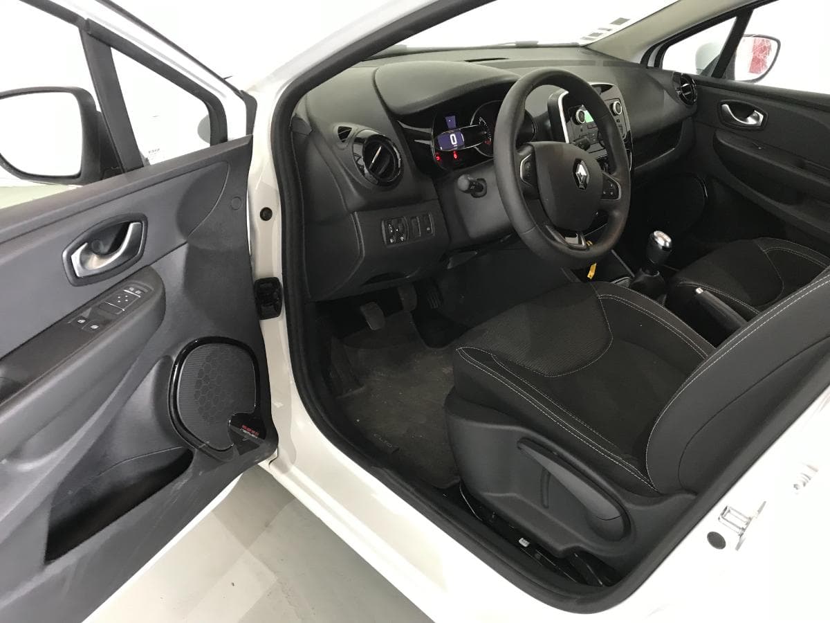 Renault Clio 1.DCI · Ano 2019 — imagem 18
