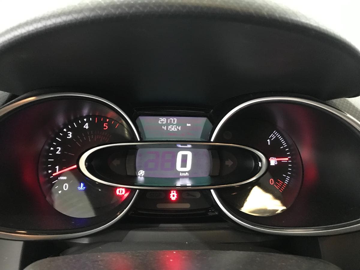 Renault Clio 1.DCI · Ano 2019 — imagem 32