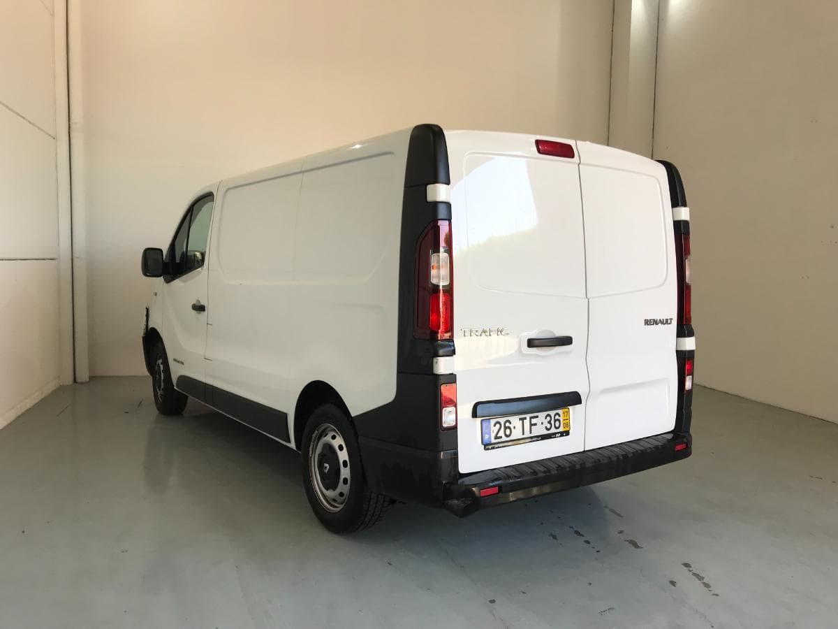Renault Trafic 1.6DCI · Ano 2017 — imagem 4