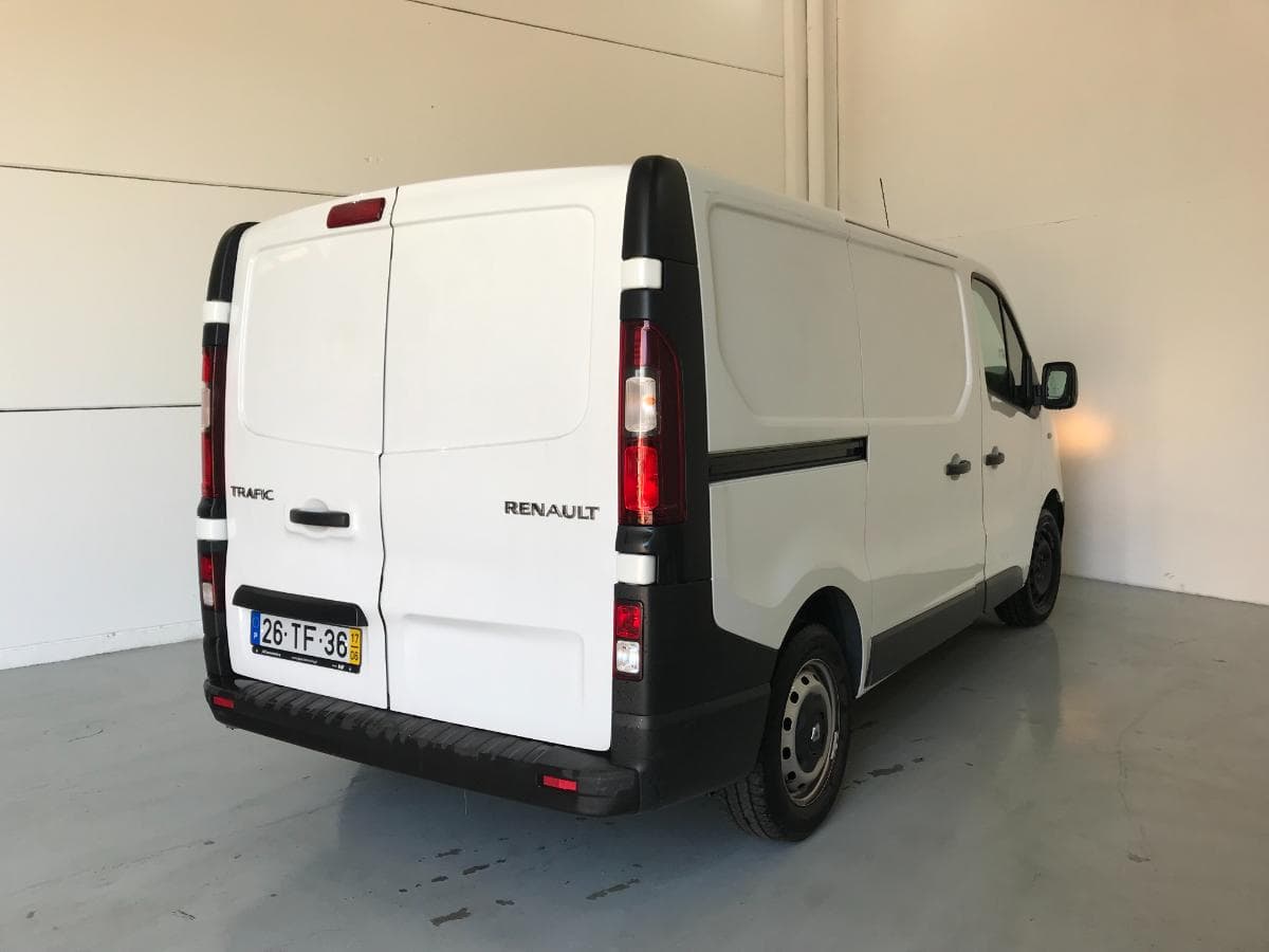 Renault Trafic 1.6DCI · Ano 2017 — imagem 6