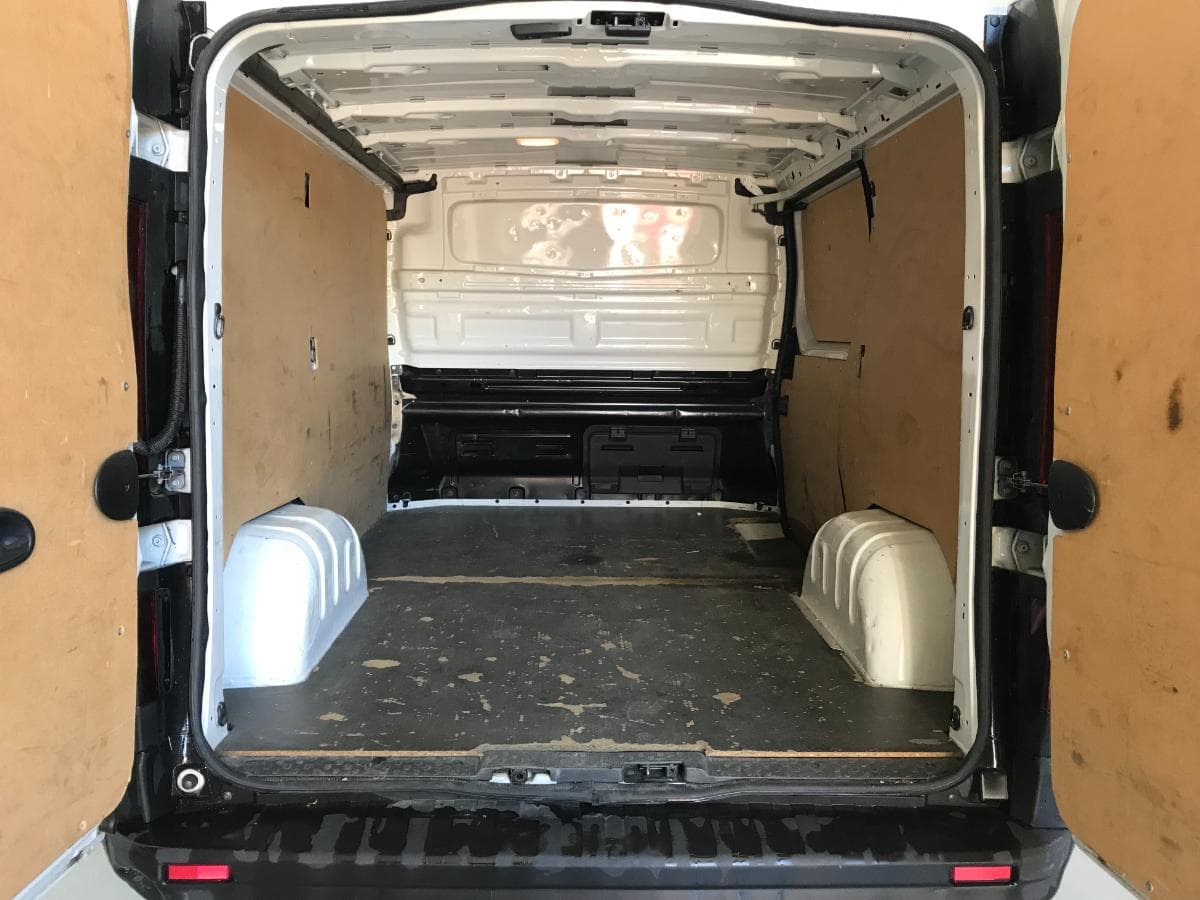 Renault Trafic 1.6DCI · Ano 2017 — imagem 7