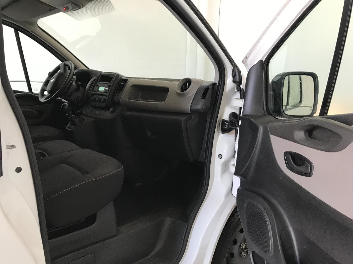 Renault Trafic 1.6DCI · Ano 2017 — imagem 22