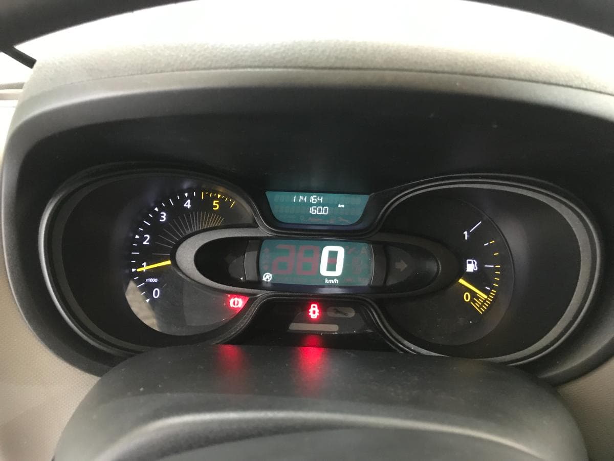 Renault Trafic 1.6DCI · Ano 2017 — imagem 27