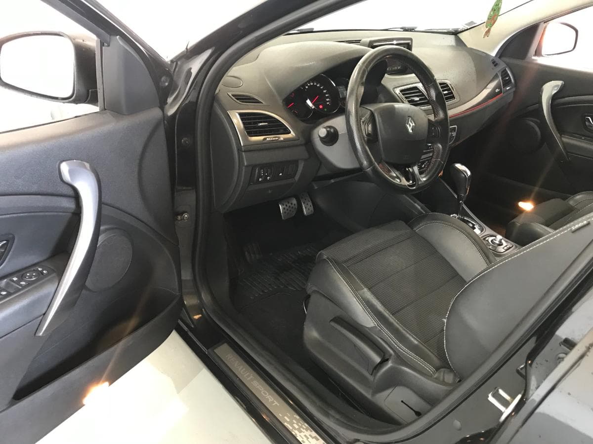 Renault Mégane 1.5 Dci · Ano 2014 — imagem 28