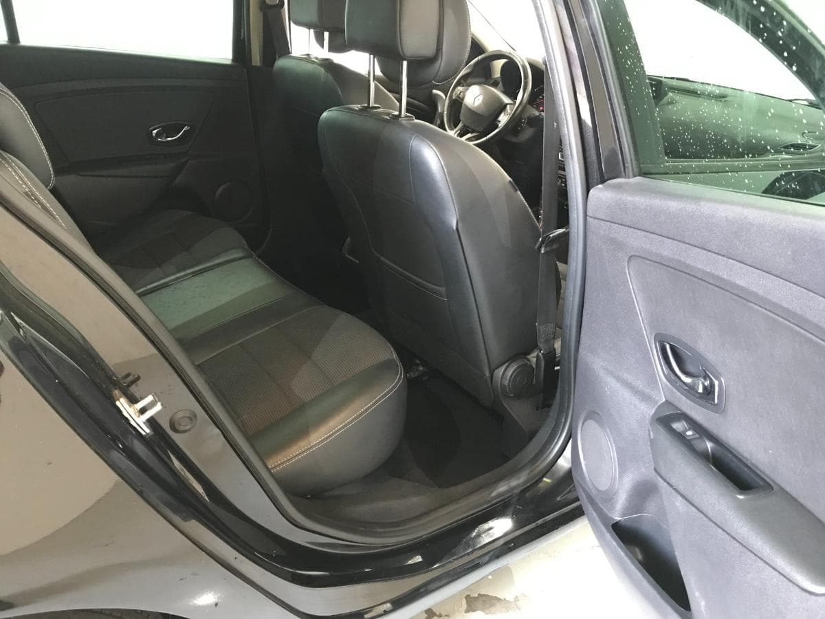Renault Mégane 1.5 Dci · Ano 2014 — imagem 36