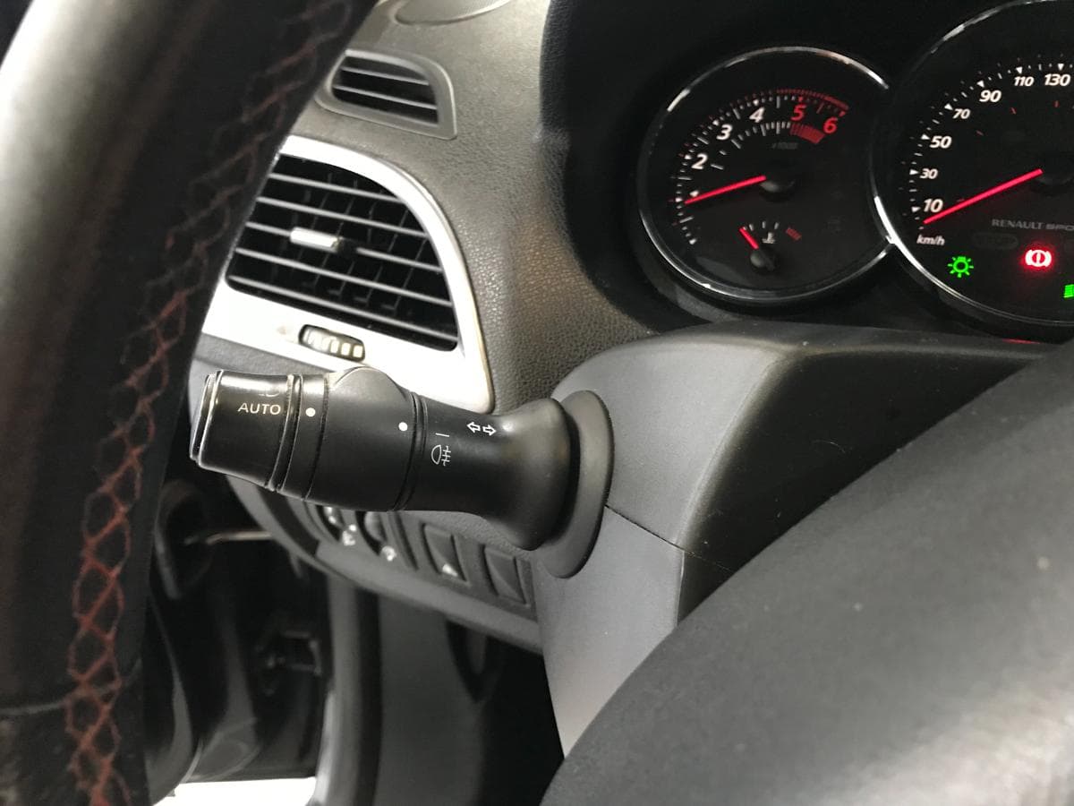 Renault Mégane 1.5 Dci · Ano 2014 — imagem 42