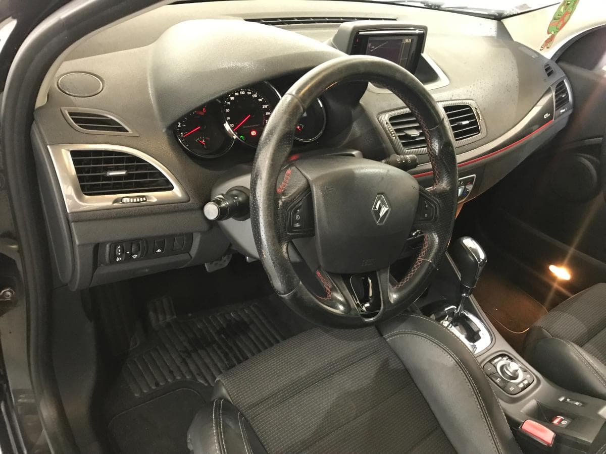 Renault Mégane 1.5 Dci · Ano 2014 — imagem 47