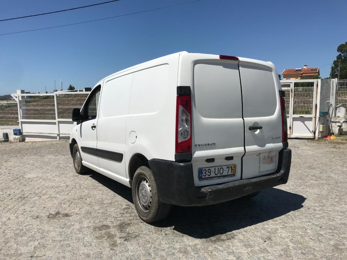 Peugeot Expert 2.0 HDI · Ano 2015 — imagen 6