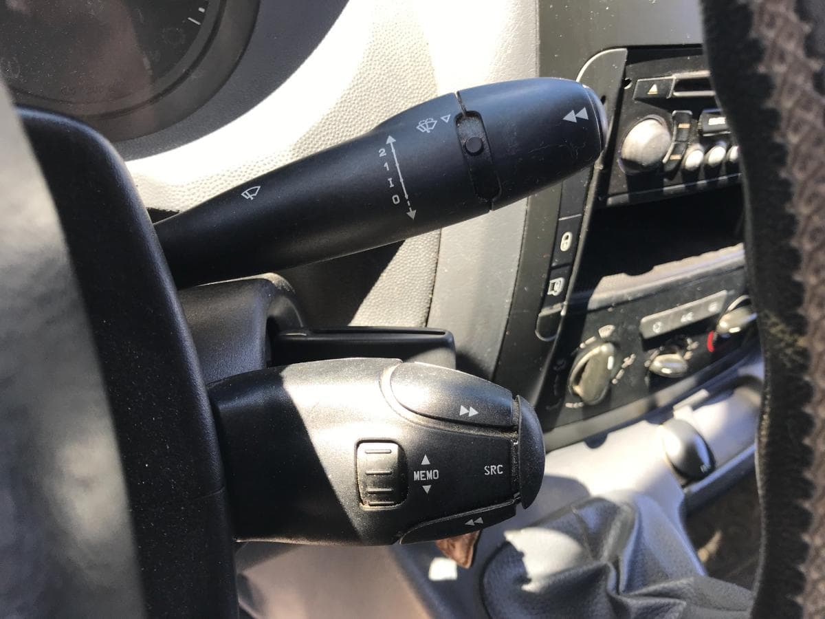 Peugeot Expert 2.0 HDI · Ano 2015 — imagen 24