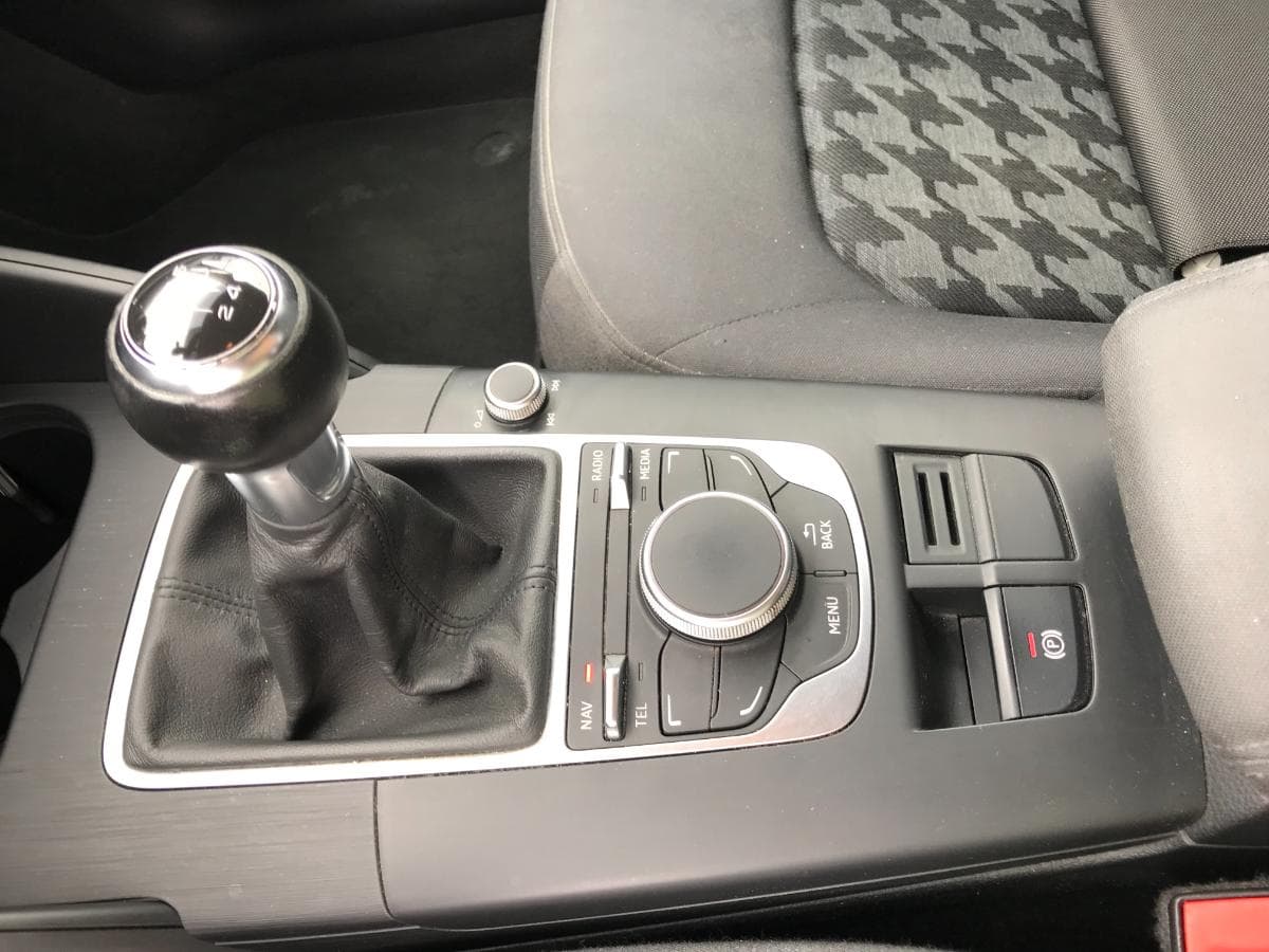 Audi A3 1.6TDI · Ano 2016 — imagen 25
