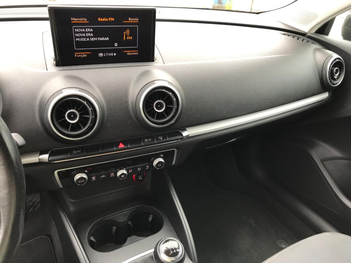 Audi A3 1.6TDI · Ano 2016 — imagen 29