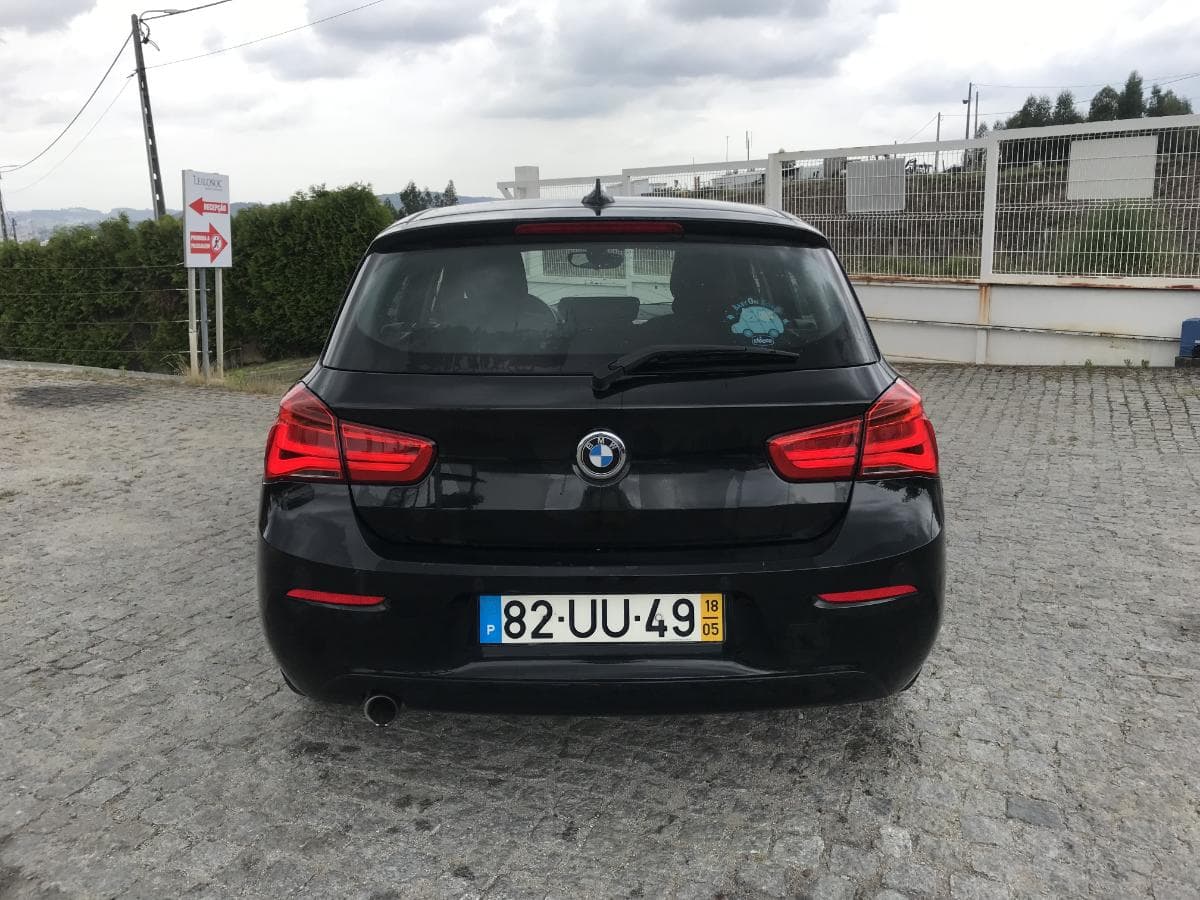 BMW 116 D · Ano 2018 — imagem 7