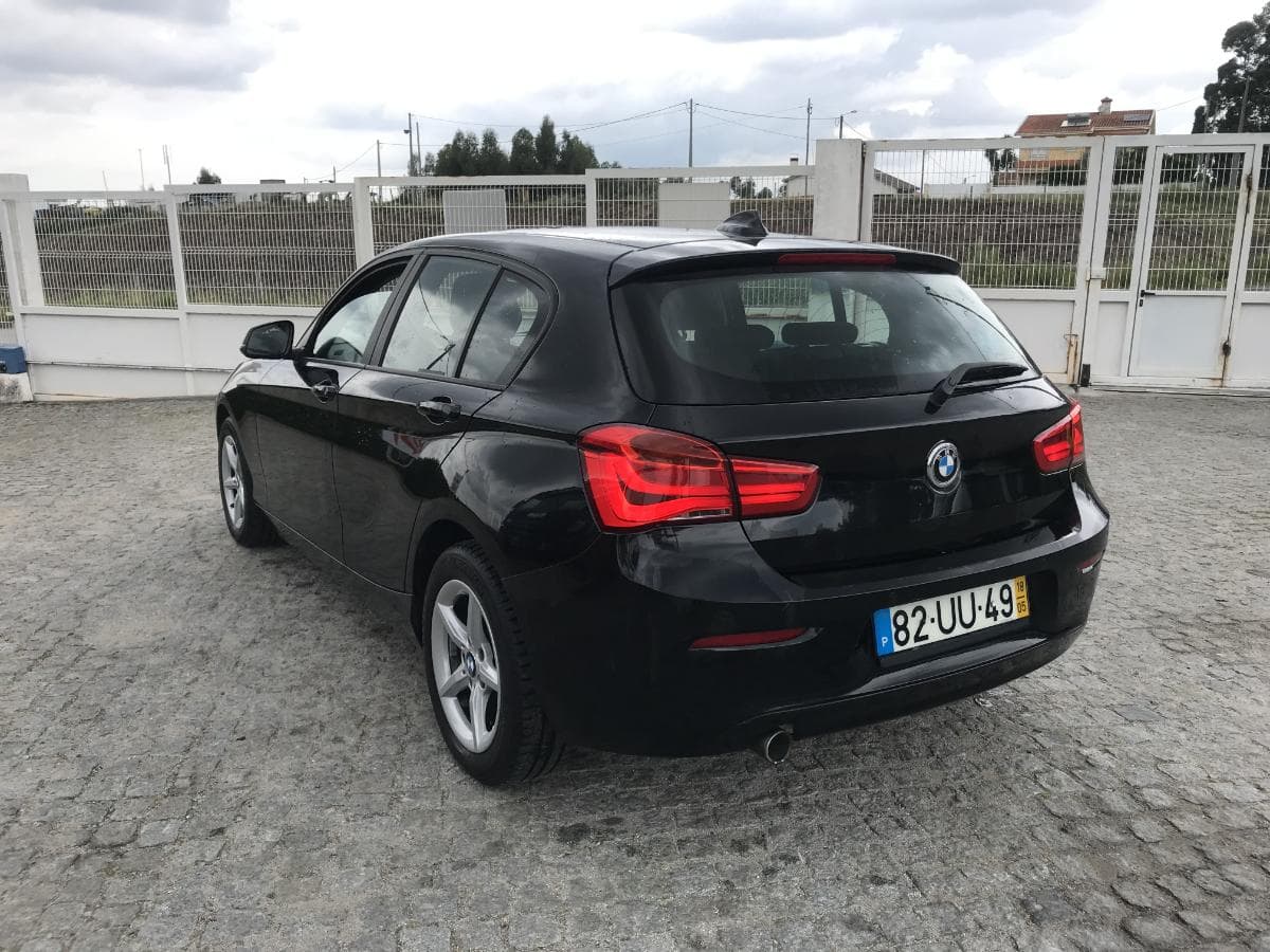 BMW 116 D · Ano 2018 — imagem 6