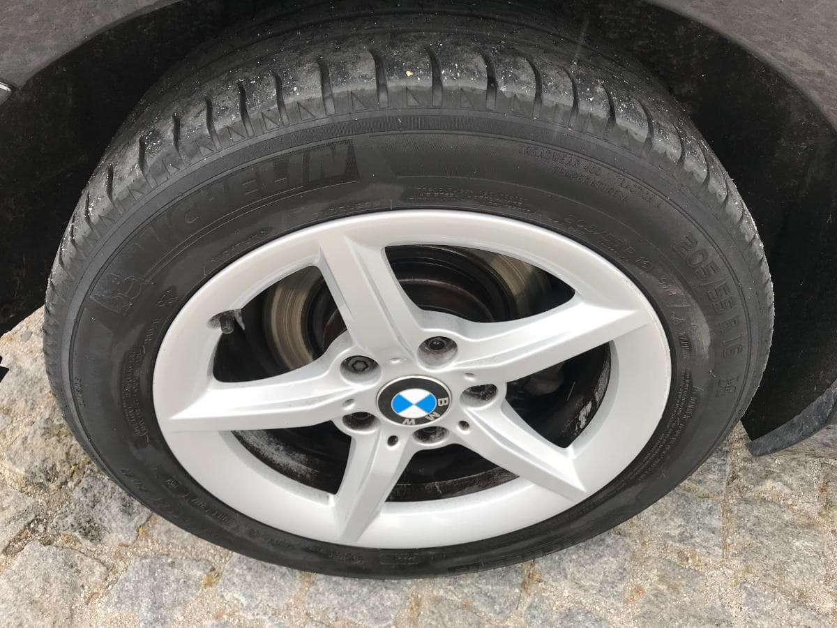 BMW 116 D · Ano 2018 — imagem 17