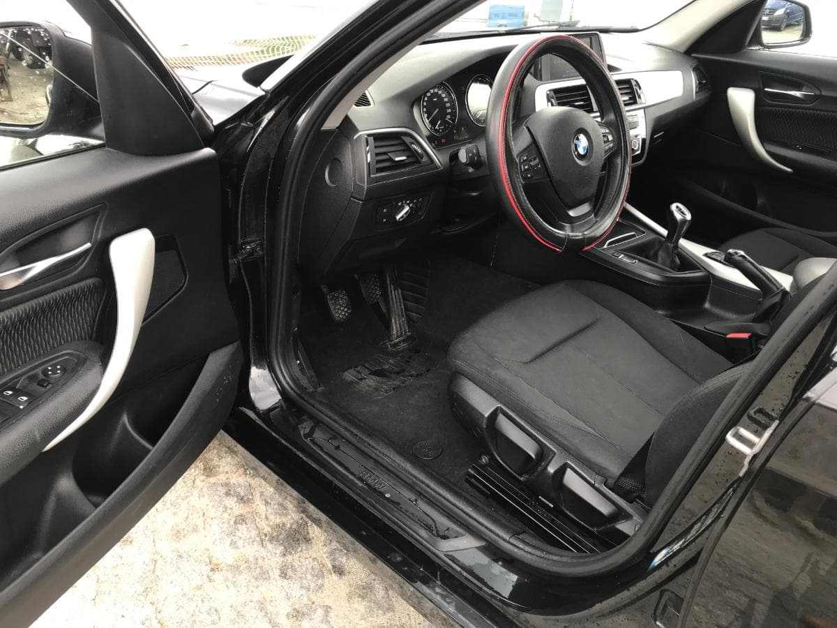 BMW 116 D · Ano 2018 — imagem 20