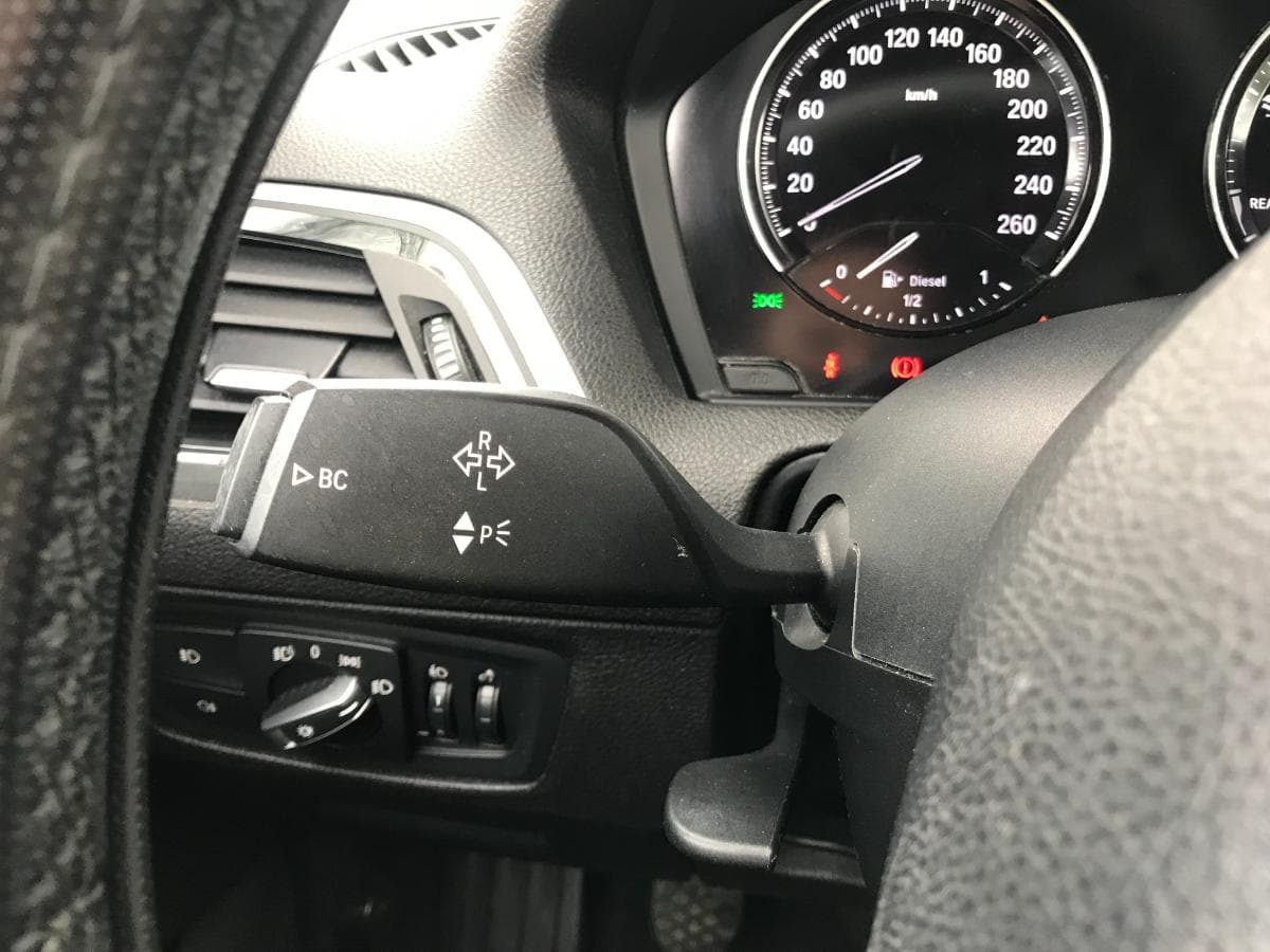 BMW 116 D · Ano 2018 — imagem 29