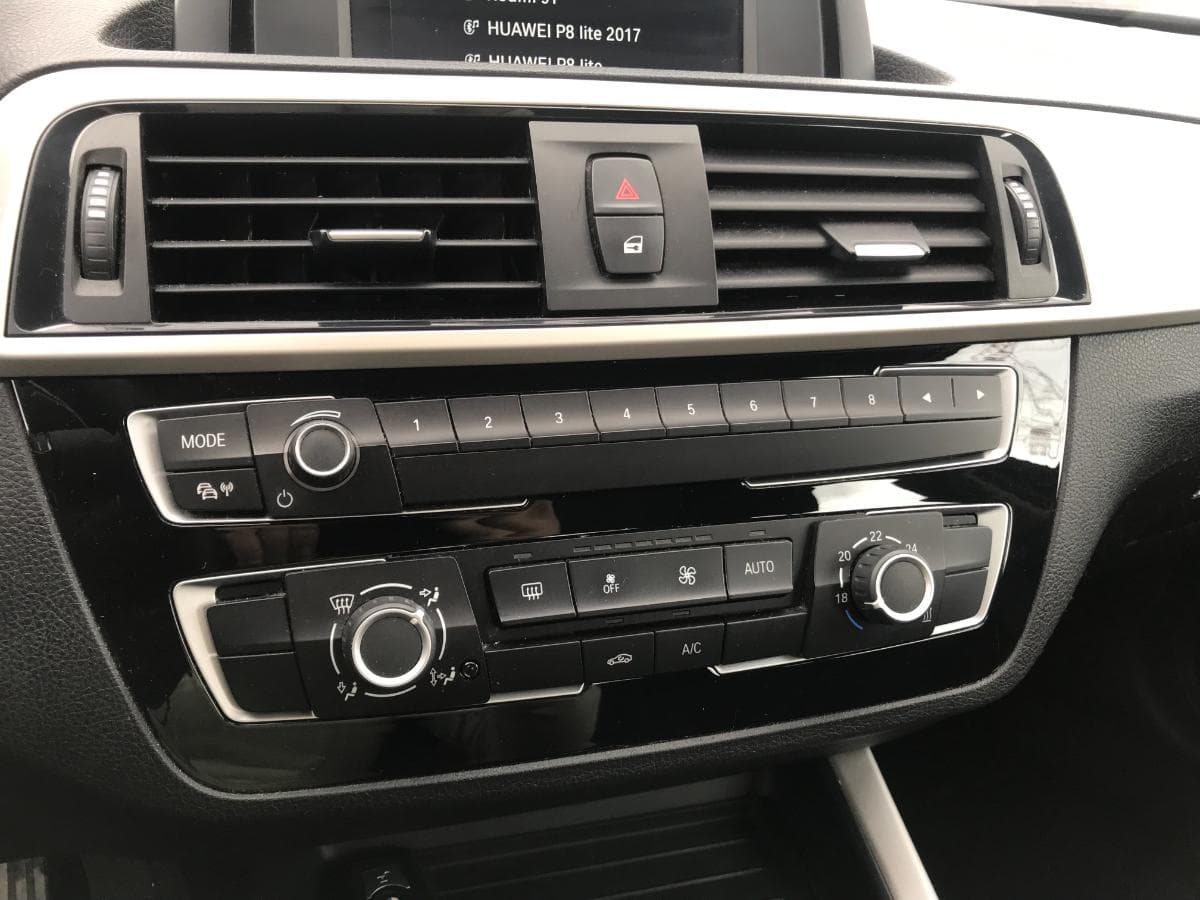 BMW 116 D · Ano 2018 — imagem 30