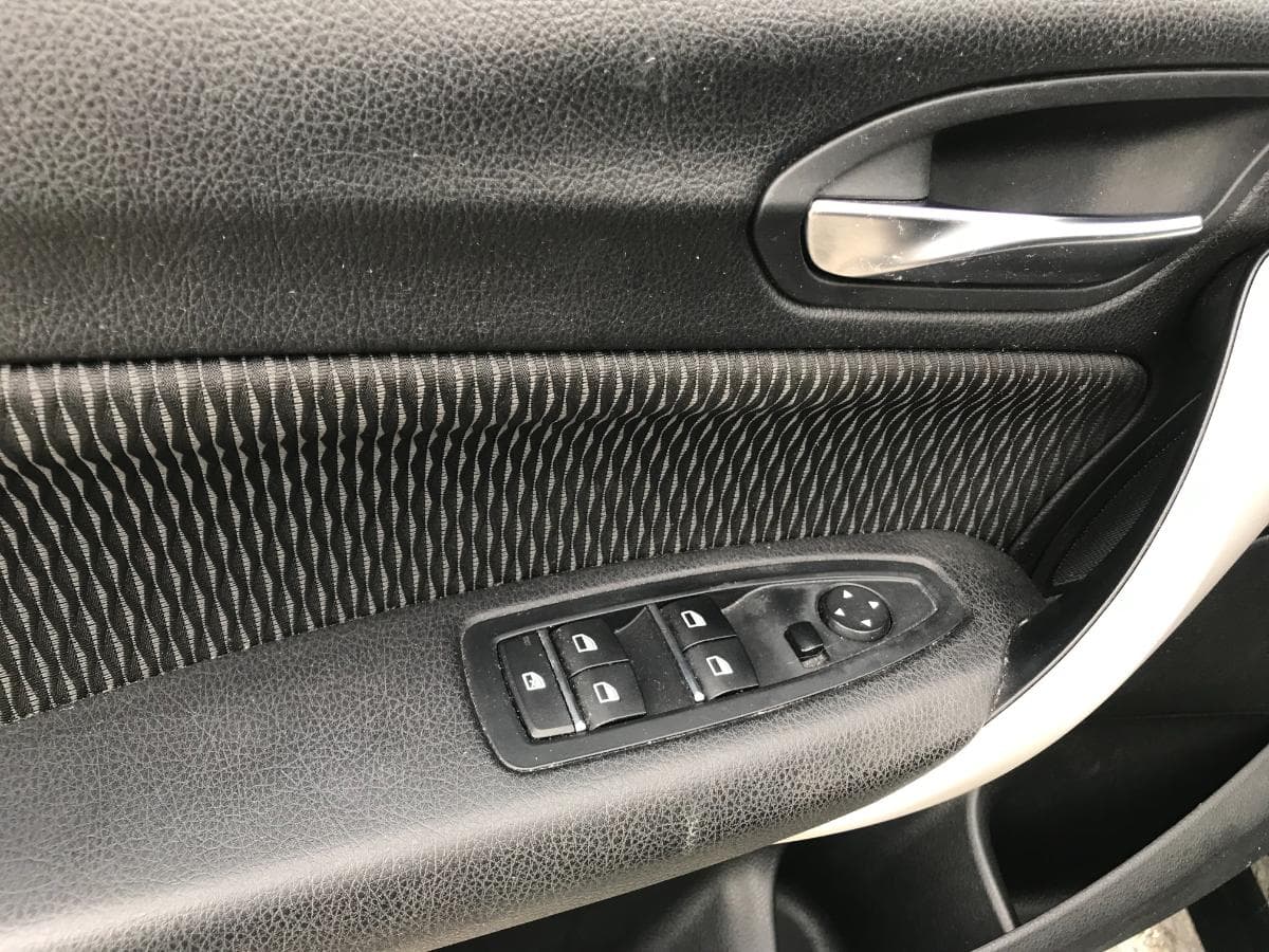 BMW 116 D · Ano 2018 — imagem 34