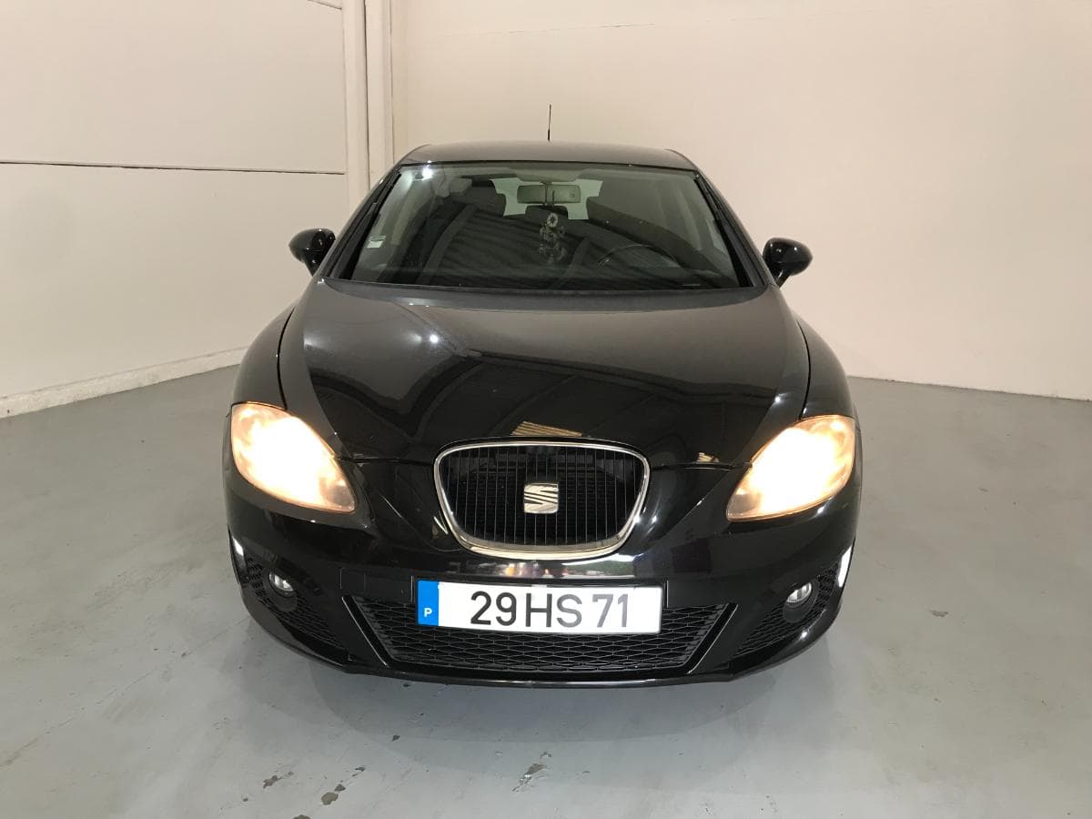 Seat Leon 1.9 TDI · Ano 2009 — image 2