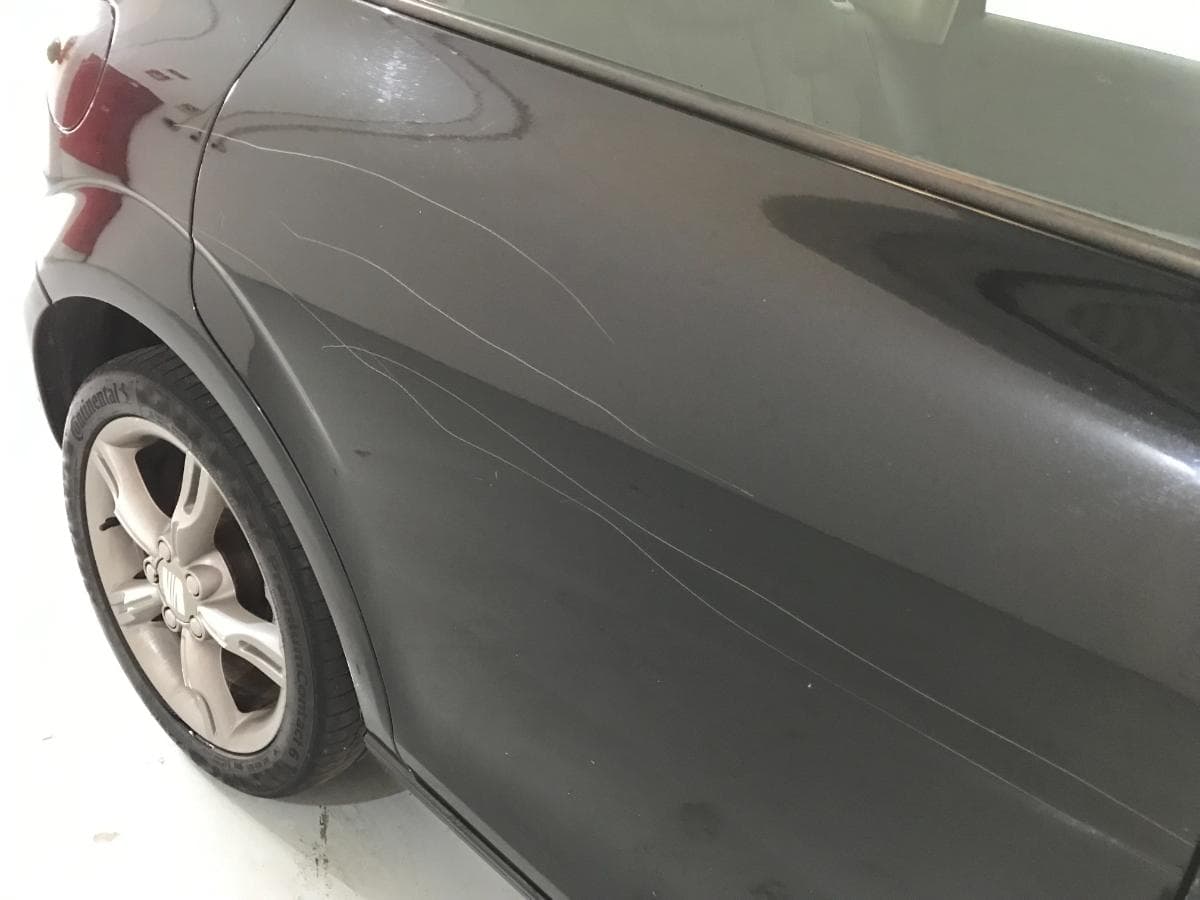Seat Leon 1.9 TDI · Ano 2009 — image 13