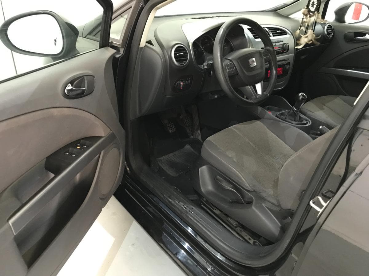 Seat Leon 1.9 TDI · Ano 2009 — image 23