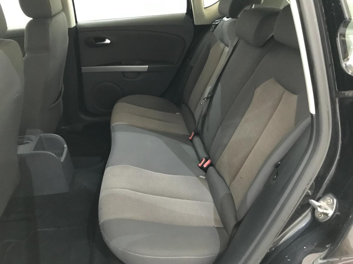 Seat Leon 1.9 TDI · Ano 2009 — image 24