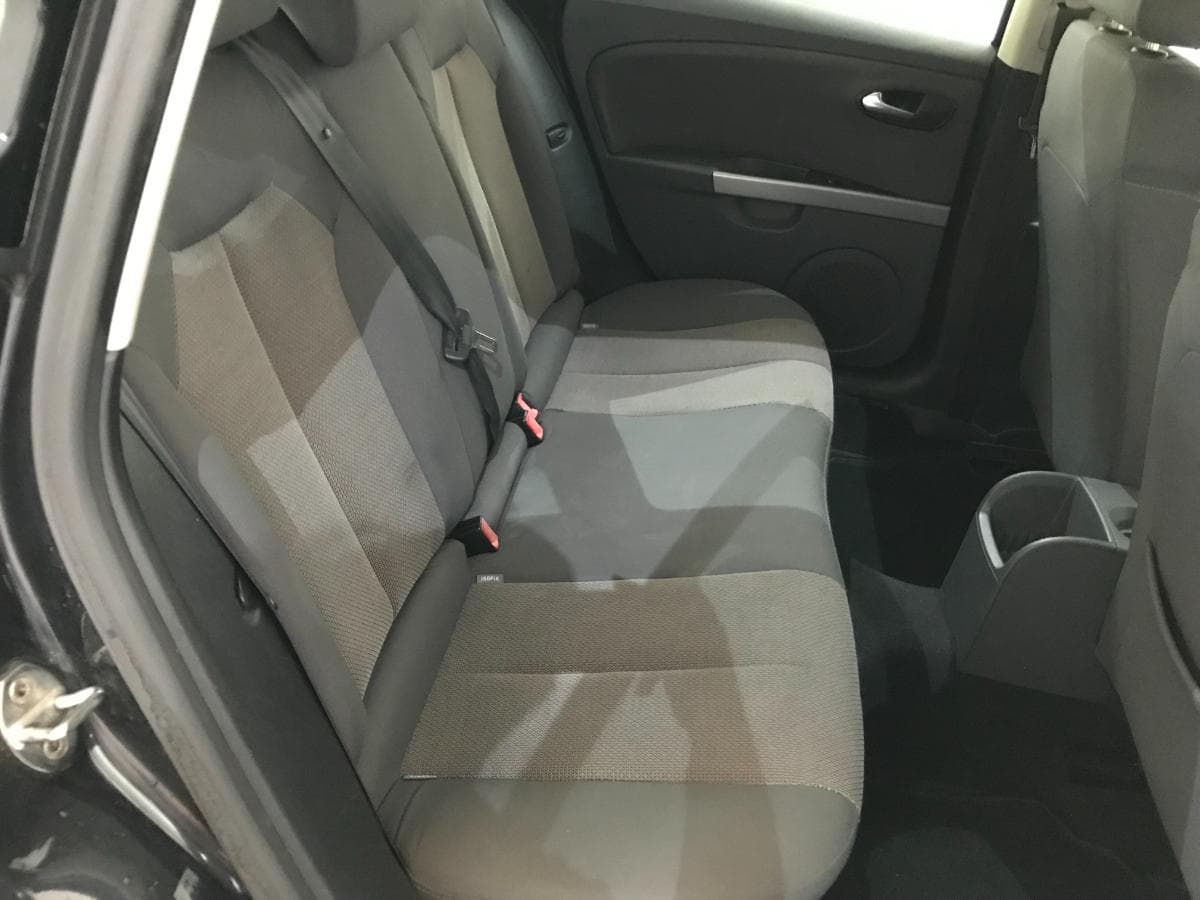 Seat Leon 1.9 TDI · Ano 2009 — image 32
