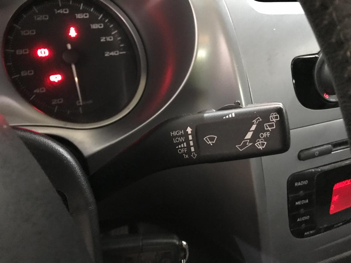 Seat Leon 1.9 TDI · Ano 2009 — image 33