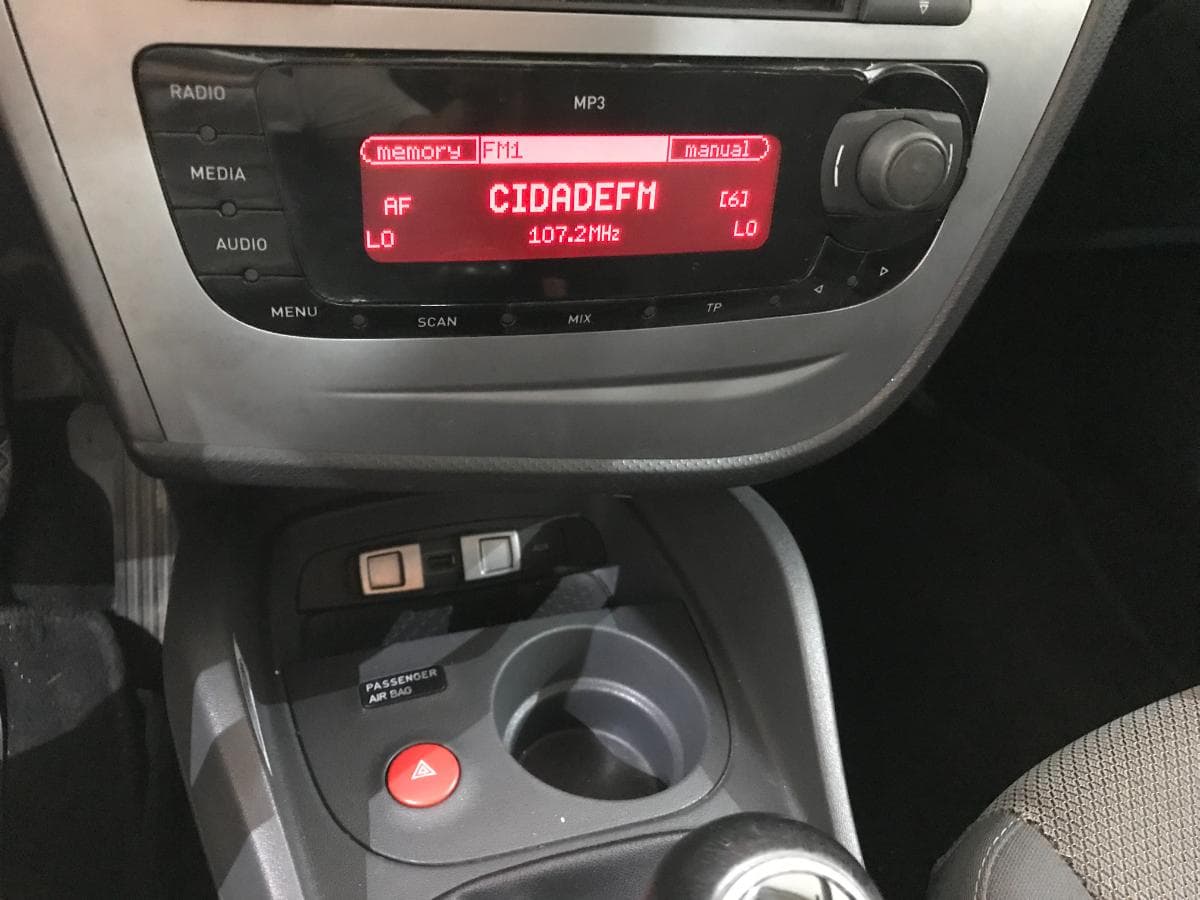 Seat Leon 1.9 TDI · Ano 2009 — image 43