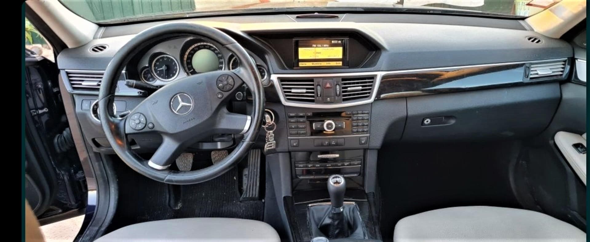 Mercedes-Benz E220 CDI — image 7