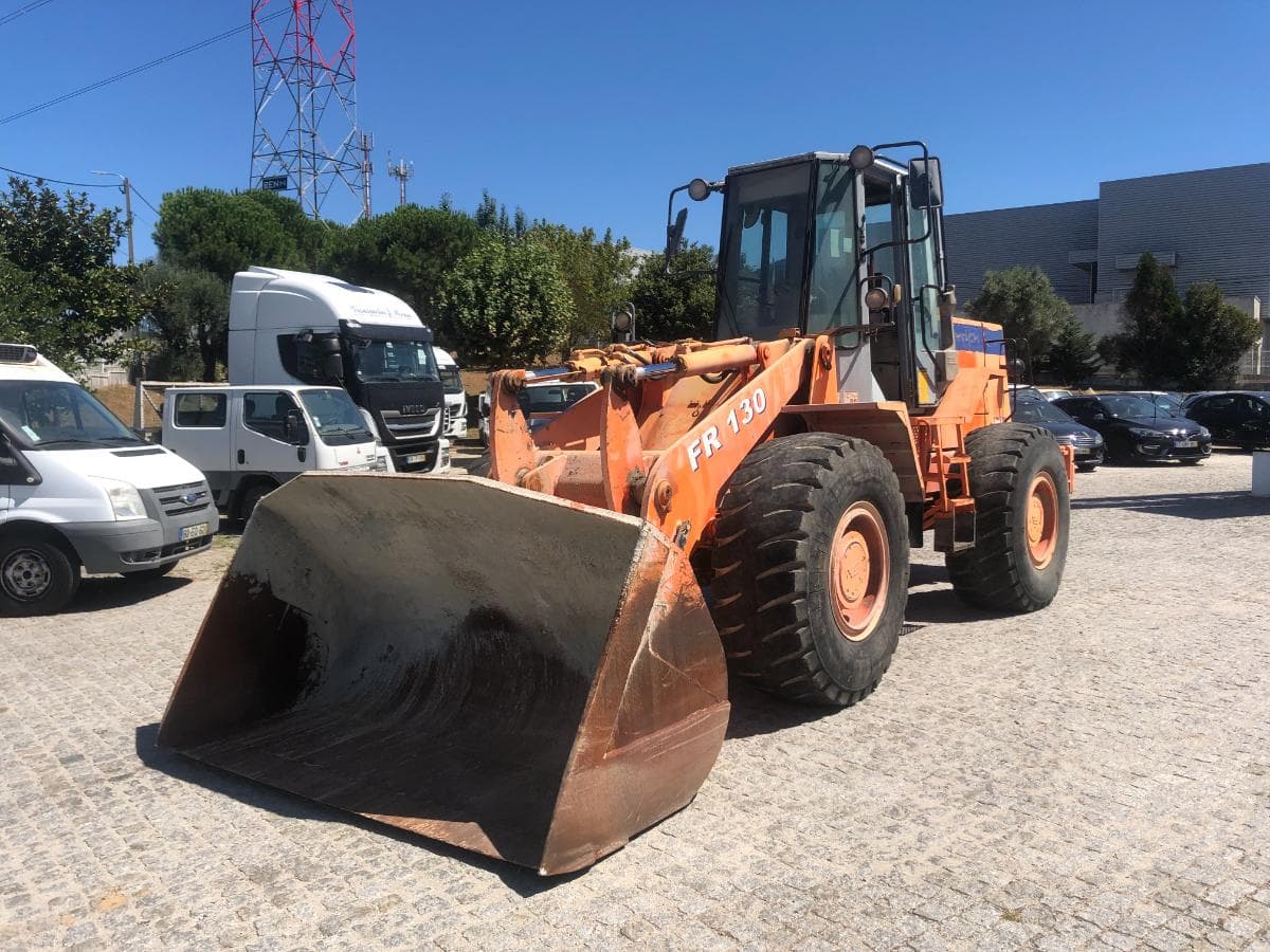 Pá Carregadora Fiat Hitachi FR 130 — imagen 2