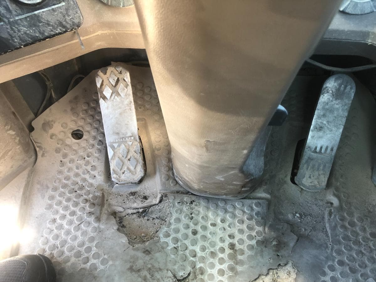 Pá Carregadora Fiat Hitachi FR 130 — imagen 13