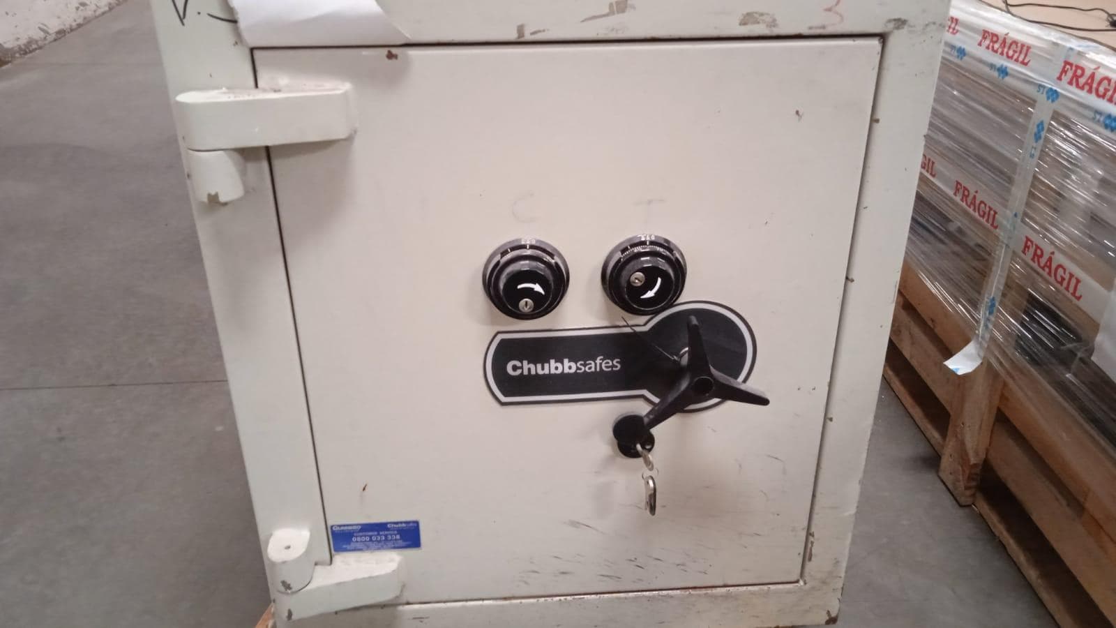 Caja fuerte ·
