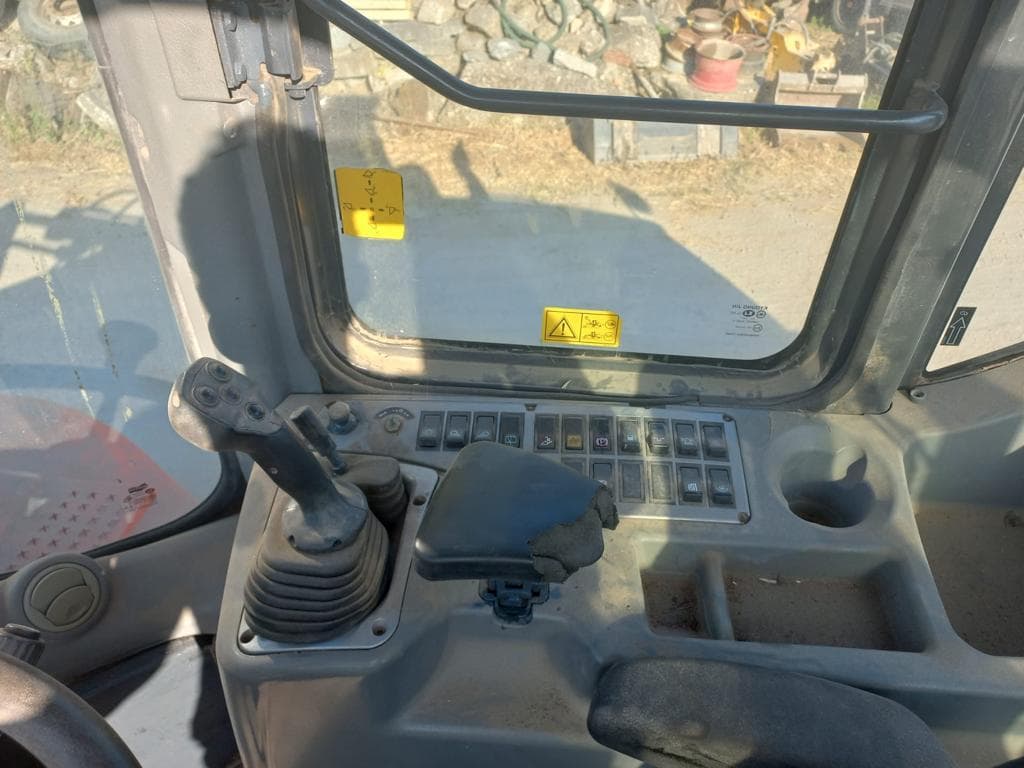 Pá carregadora Doosan DL250 · Ano 2012 — imagen 12