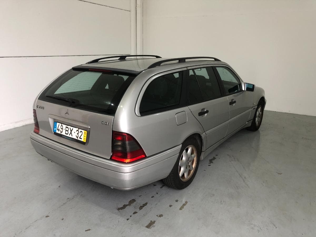 Mercedes-Benz C220 CDI · Ano 1999 — imagen 11