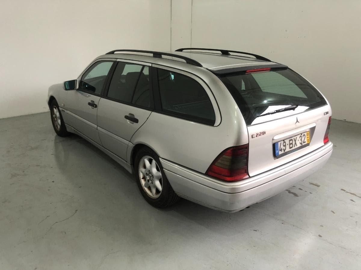Mercedes-Benz C220 CDI · Ano 1999 — imagen 5
