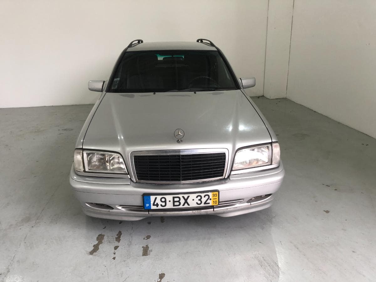Mercedes-Benz C220 CDI · Ano 1999 — imagen 2