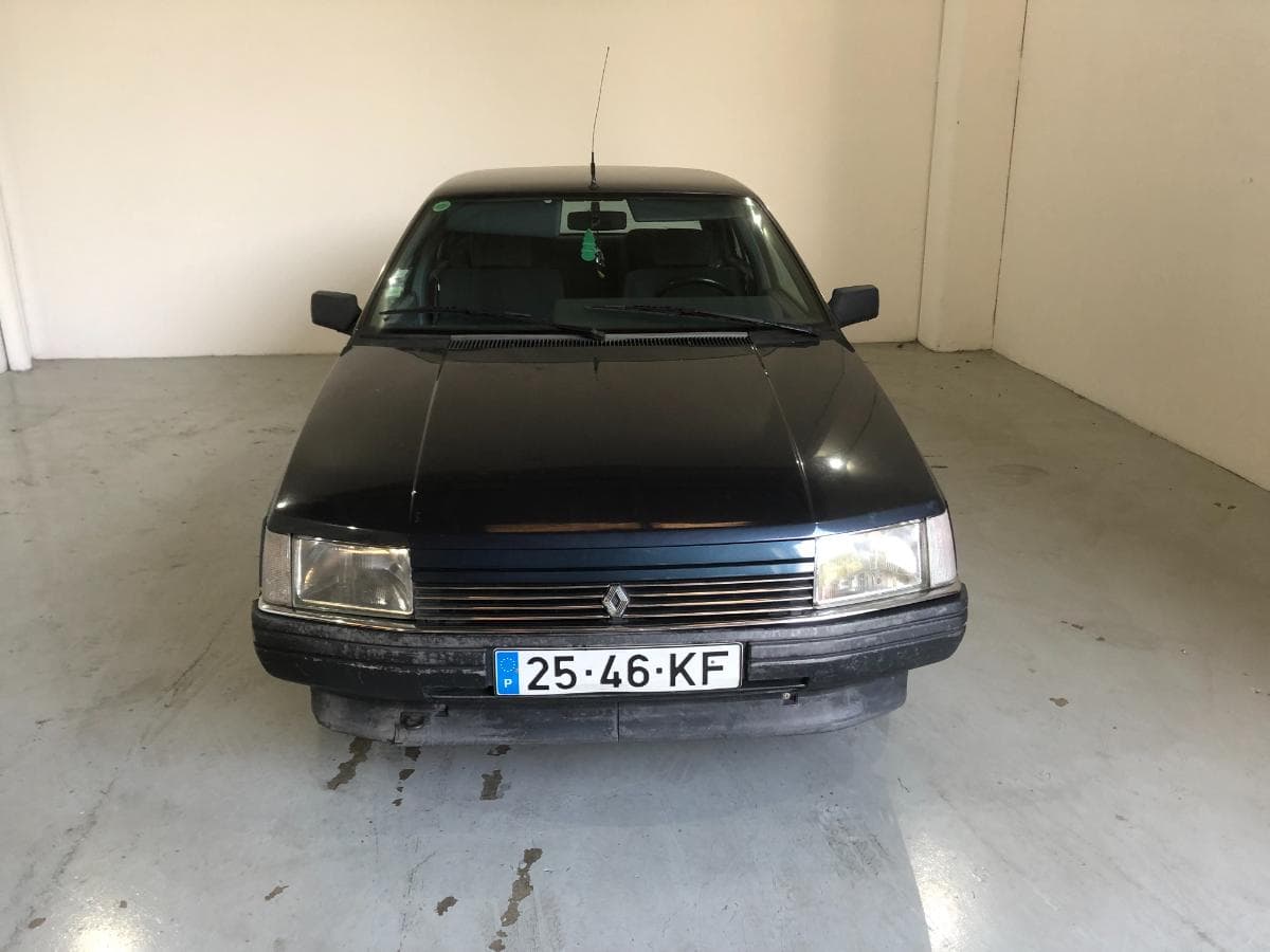 Renault 25 · Ano 1997 — imagen 2