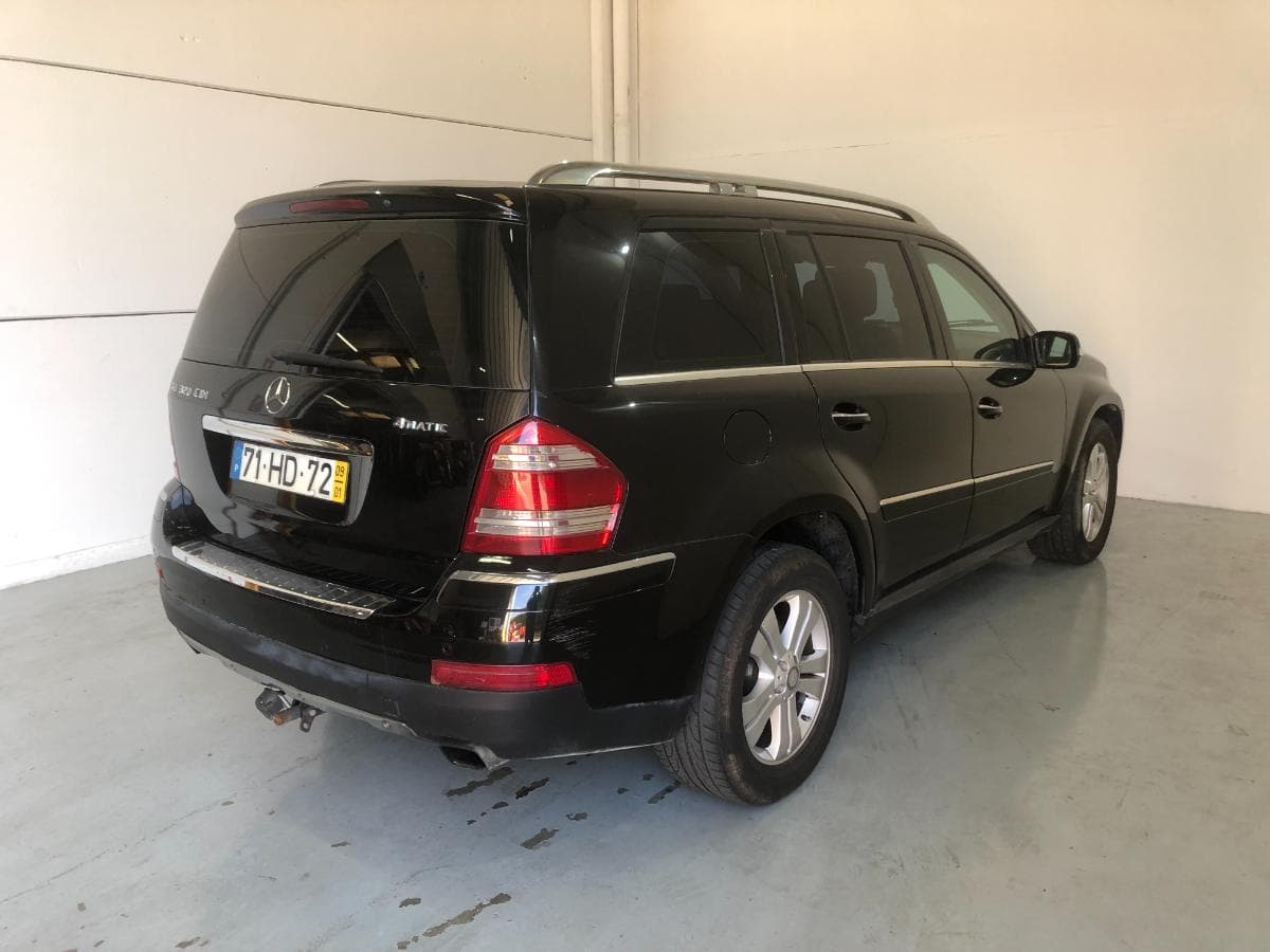 Mercedes-Benz GL 320 CDI 4 Matic · Ano 2009 — imagem 11