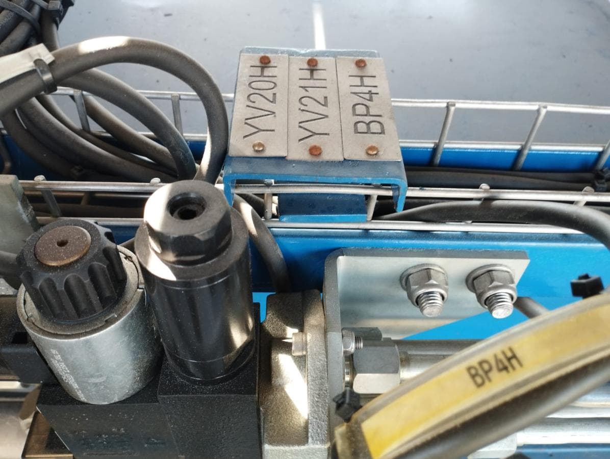 Máquina industrial Fluid Power Automático · — imagem 3